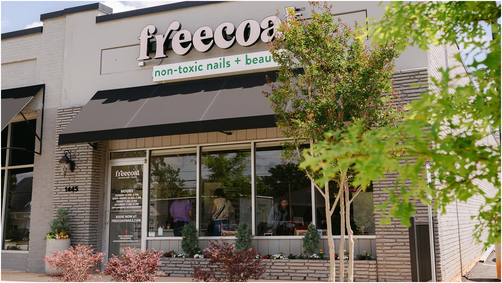 freecoat nails Greenville logo